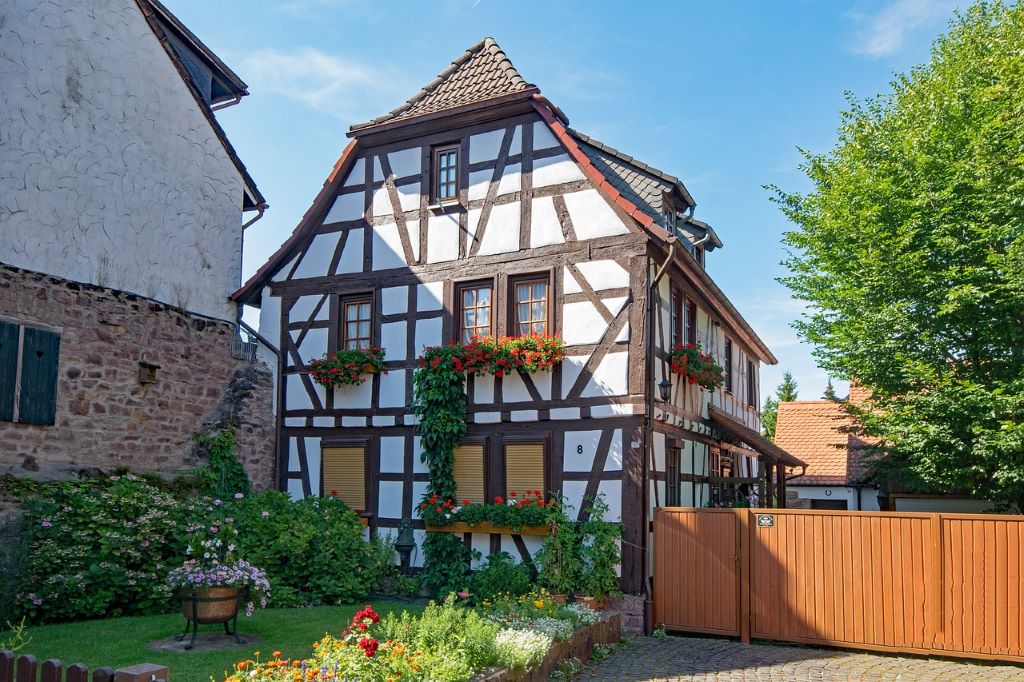 Wärmepumpe im Altbau: Diese Bedingungen müssen erfüllt sein