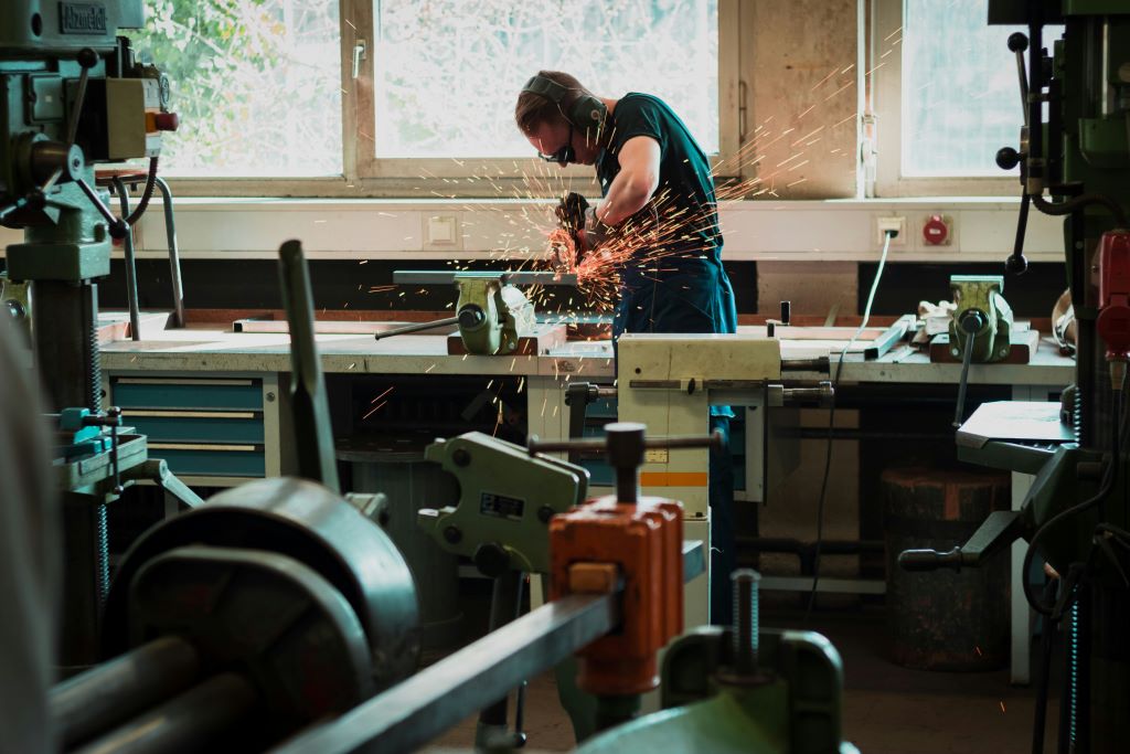 Elektroheizung für die Werkstatt: Was es alles zu bedenken gilt