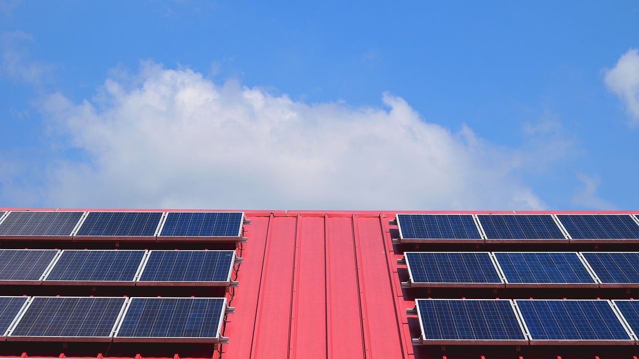 Lohnt sich Photovoltaik bei Ost-West-Ausrichtung?