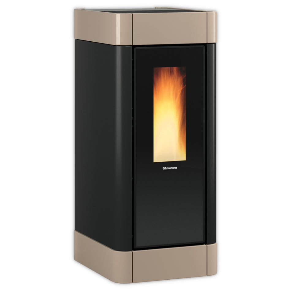Schwarzer Extraflame Pelletofen SINFONY mit schmalem Sichtfenster und Flamme, Deck- und Sockelblende in Taupe | Klimaworld.com