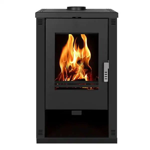 Bruno Novak in Schwarz