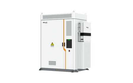 Weißer SolaX AELIO B200 Batterieschrank mit Wechselrichter X3-AELIO-60K Ansicht schraeg rechts mit Abdeckung | Klimaworld