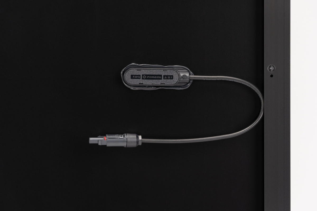 380 Watt Modul Rückansicht MC4 Stecker 2 | klimaworld.com