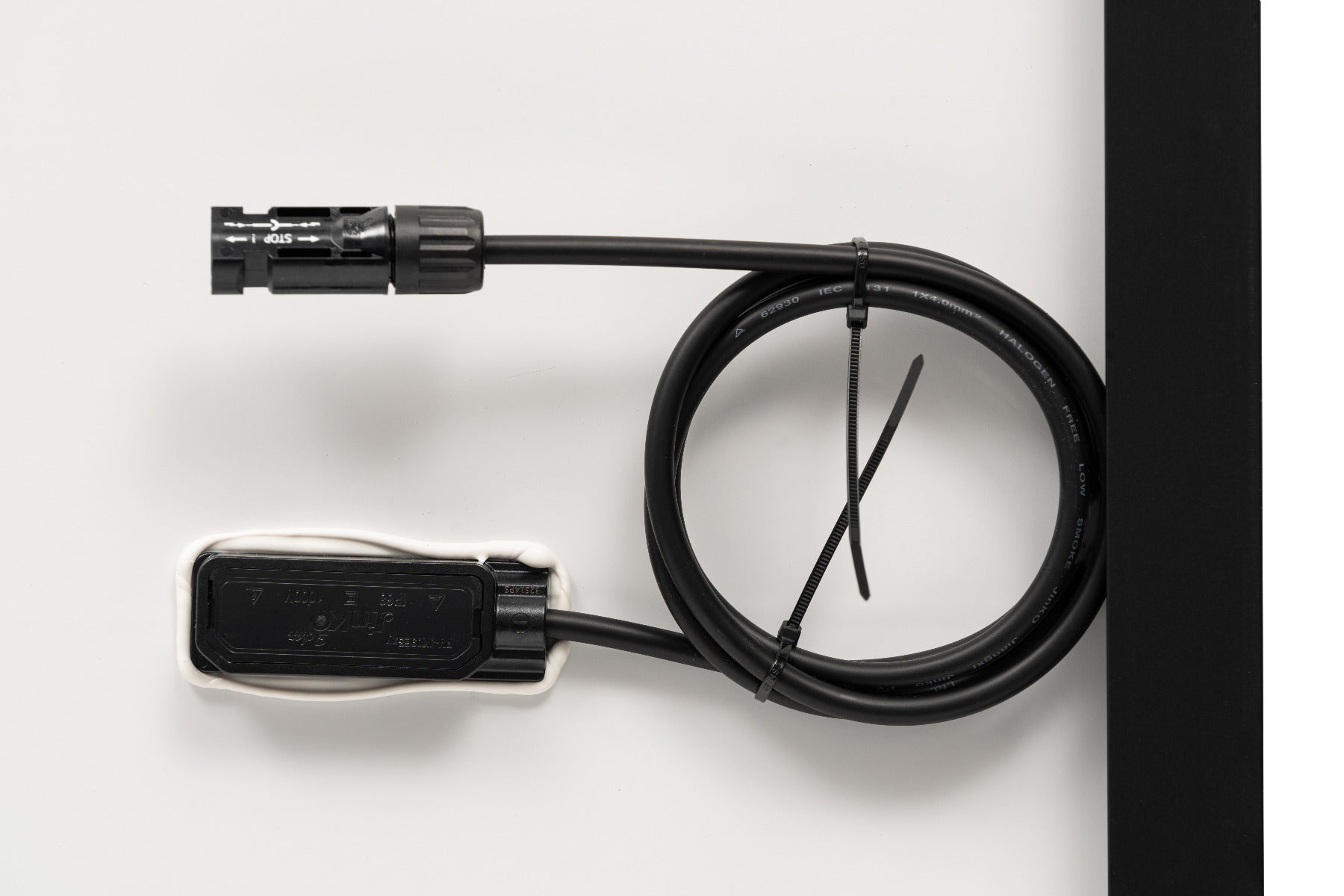 Jinko Solar | Solarmodul | JKM440N-54HL4R-V | 440 Watt | Solarstecker rechts