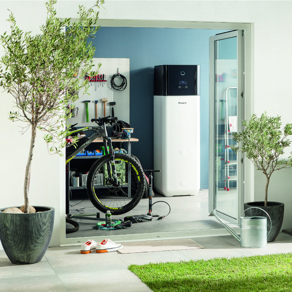 DAIKIN | Split-Wärmepumpe Altherma 3R ECH₂O B | 16 kW | 477 L | BAFA