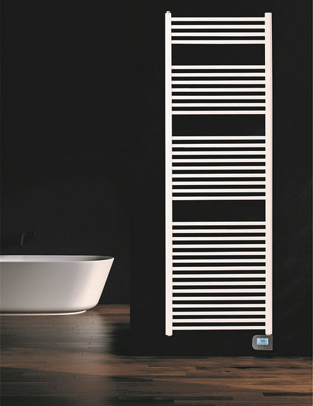 HM elektrischer Badheizkoerper Thetis E | Ambientebild Bad dunkel | 1800x500 mm | 800 Watt | www.klimaworld.com