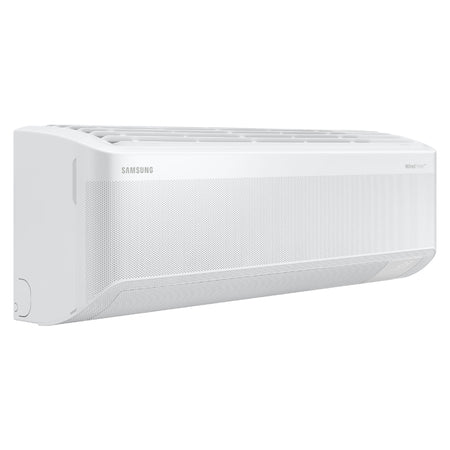 Samsung Wandgeraet AR60F12C1AWNEU in Weiss, seitliche Ansicht mit gelochter Front und oberem Luftauslass | Klimaworld.com