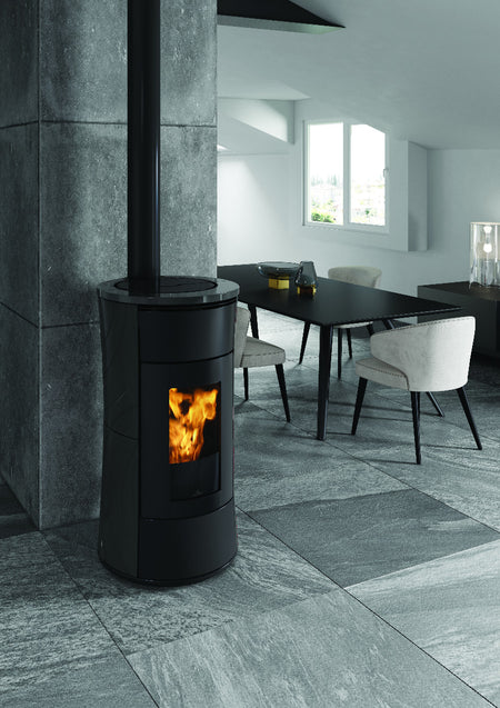 Edilkamin Cherie 11 Evo ATC Keramik dunkelgrau Ambiente