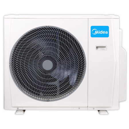 Midea Multisplit Aussengeraet in Weiss mit grossem Luefterrad, seitlicher Abdeckung und blauem Markenlogo | Klimaworld.com