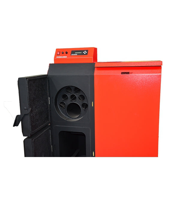 ThermoFlux Pelling ECO Pelletheizung mit geoefneten Tueren und mehreren runden Oeffnungen im schwarzen Innenbereich | Klimaworld.com