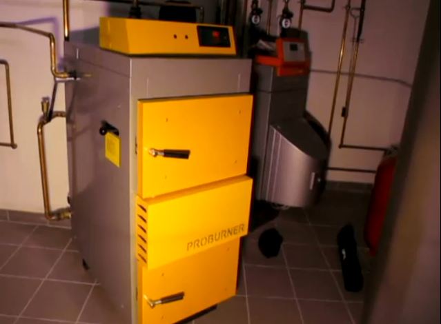 Holzvergaserkessel Santer Solar Profi Proburner 18 kW mit 1x1000L Puffer