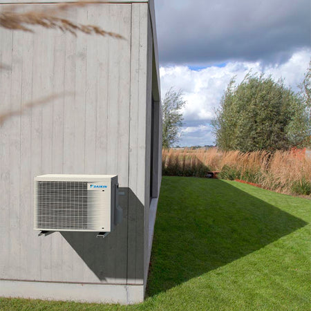 DAIKIN Klimaanlage | Emura 3 | FTXJ25A+RXJ25A | 2,5 kW | Klimaworld.com