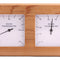Sentiotec Thermo-Hygrometer | 224-THD | Quadrat, geteilt | Red Cedar