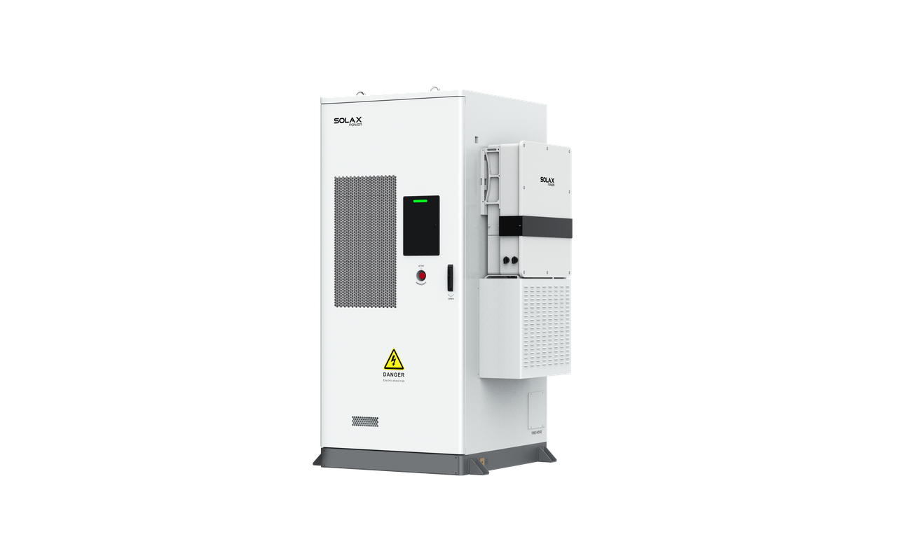 Weißer SolaX AELIO B100 Batterieschrank mit Wechselrichter X3-AELIO-60K Ansicht von schraeg rechts | Klimaworld